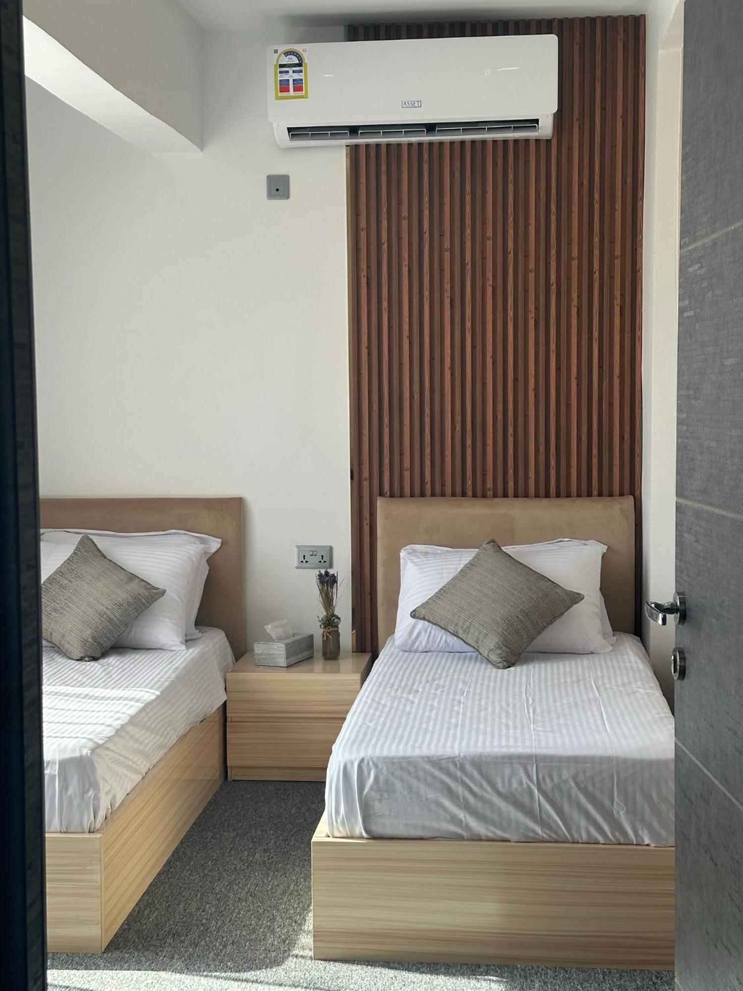 Al Atlal Apartment นิซวา ภายนอก รูปภาพ