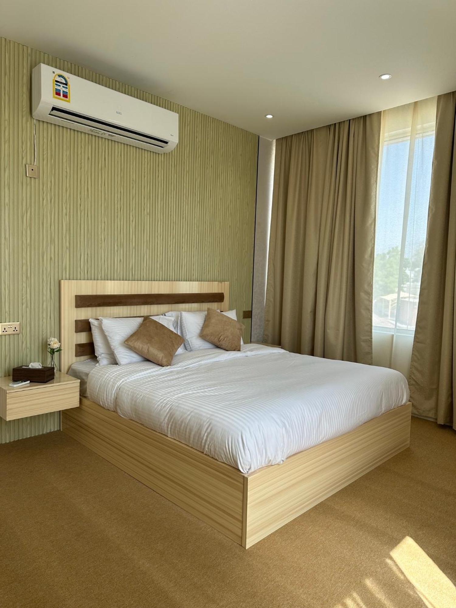 Al Atlal Apartment นิซวา ภายนอก รูปภาพ