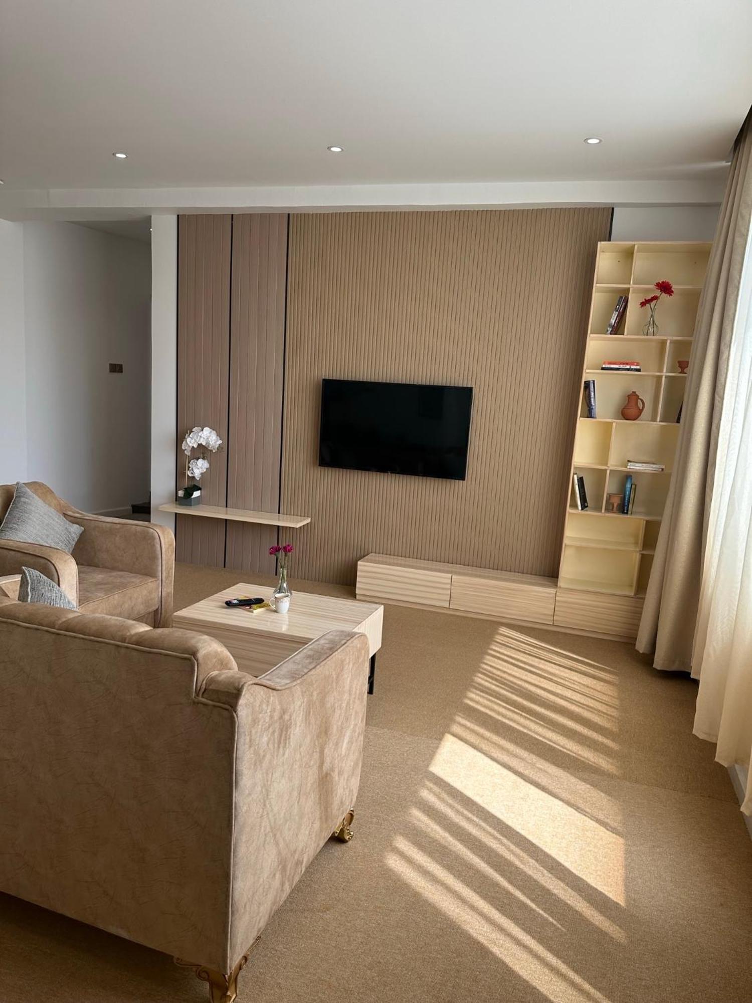 Al Atlal Apartment นิซวา ภายนอก รูปภาพ
